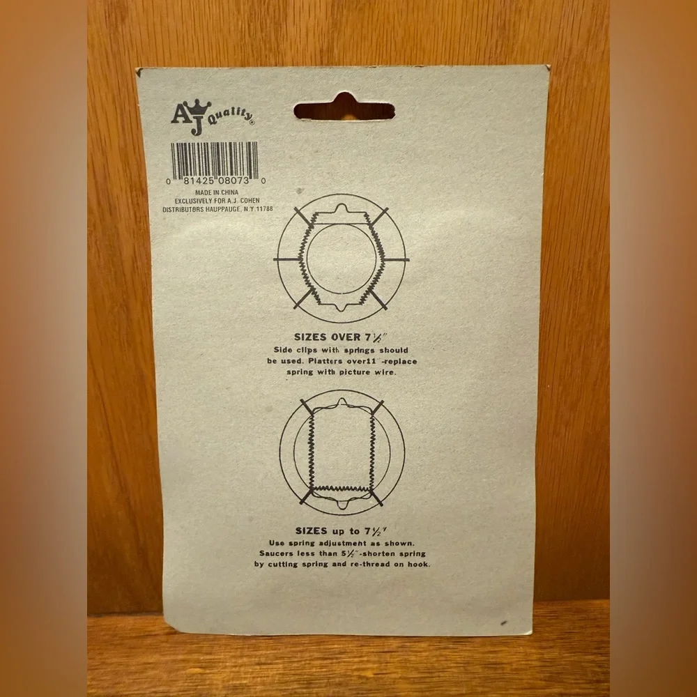 Vintage Solid Brass Plate Holder Fits All Sizes New Sealed in Pkg  B-2